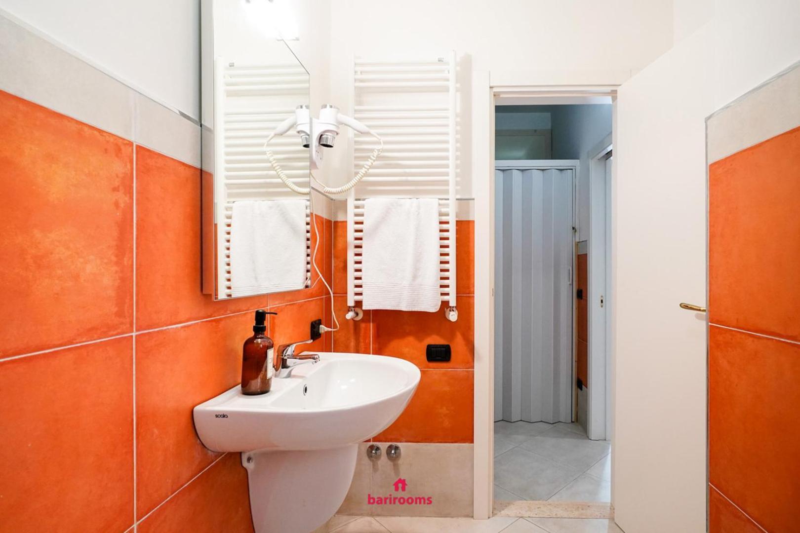 Barirooms Piccinni Ngoại thất bức ảnh